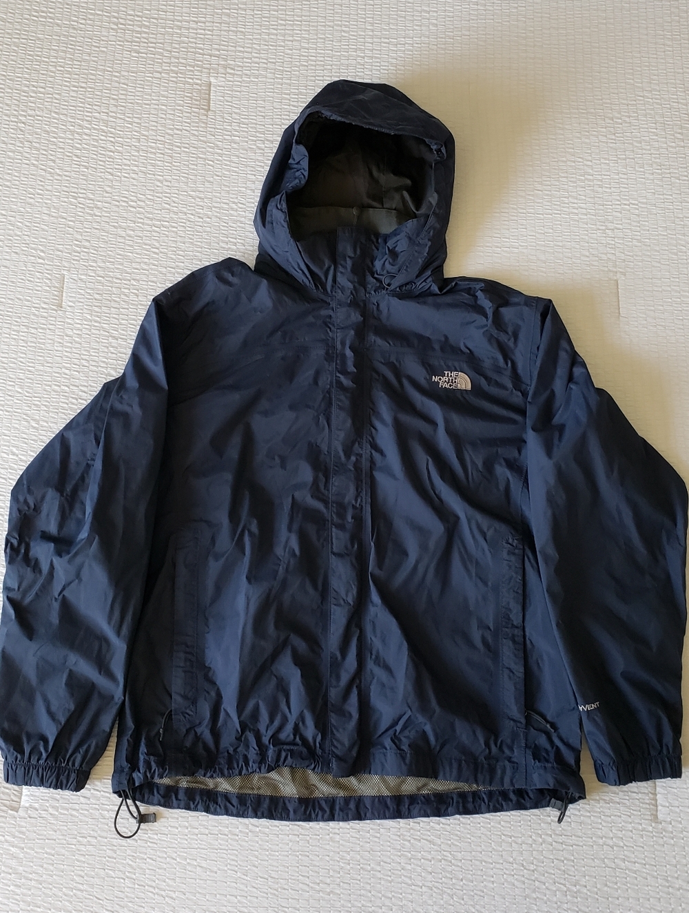 NWOT! THE NORTH FACE Men's HyVent Waterproof Hooded Jacket (L) Navy Blue
